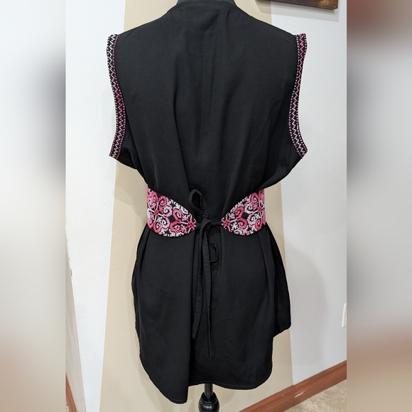 Palestinian Embroidered Pink And Black Open Vest With Belt NWOT - Picture 6 of 9